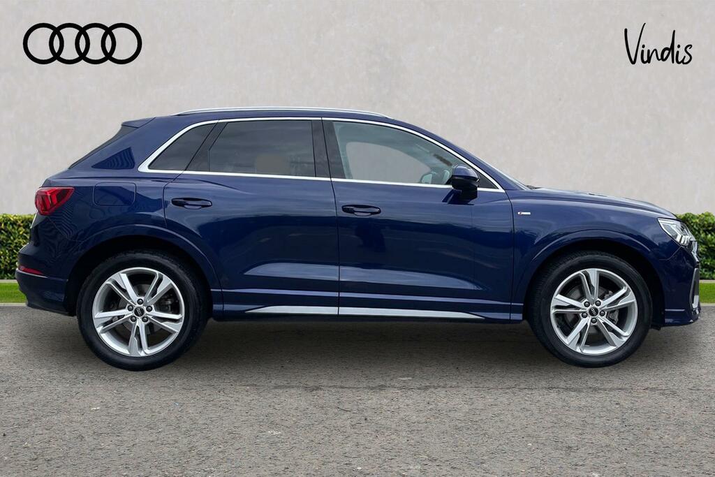 Audi Q3 Audi Q3 S Line 35 Tfsi 150 Ps S Tronic Blue #4