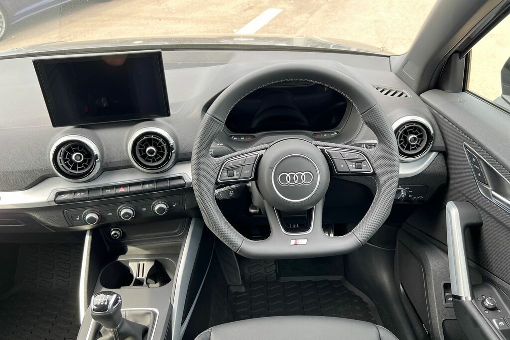 Audi Q2 30 Tfsi 116 Sport 2025 Silver #12