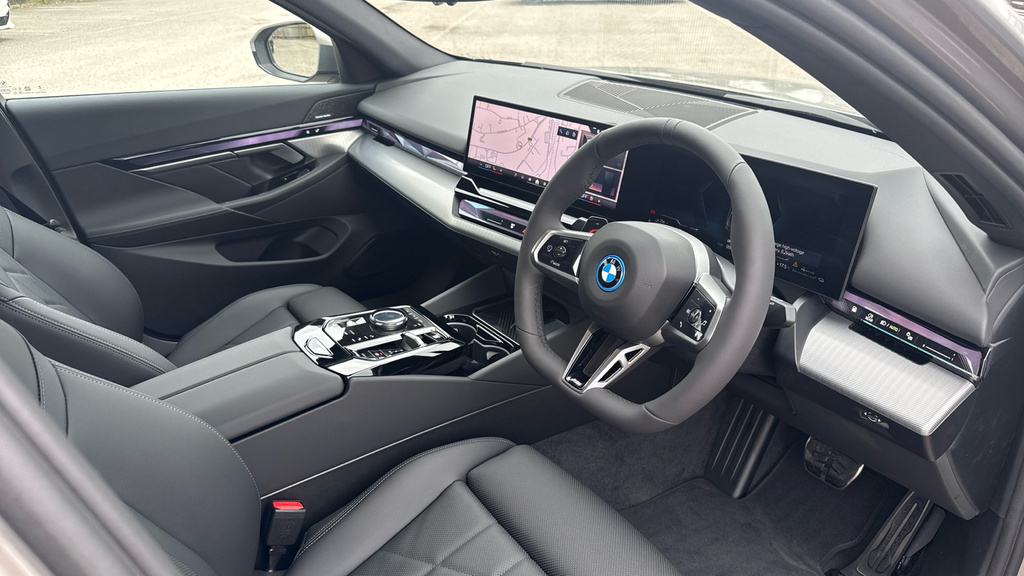 BMW 5 Series 530E M Sport Saloon #6