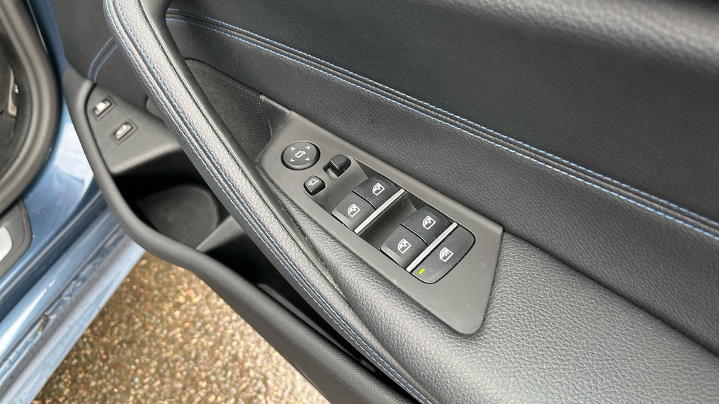 BMW 5 Series 520D Mht M Sport Step Techpro Pack Blue #41