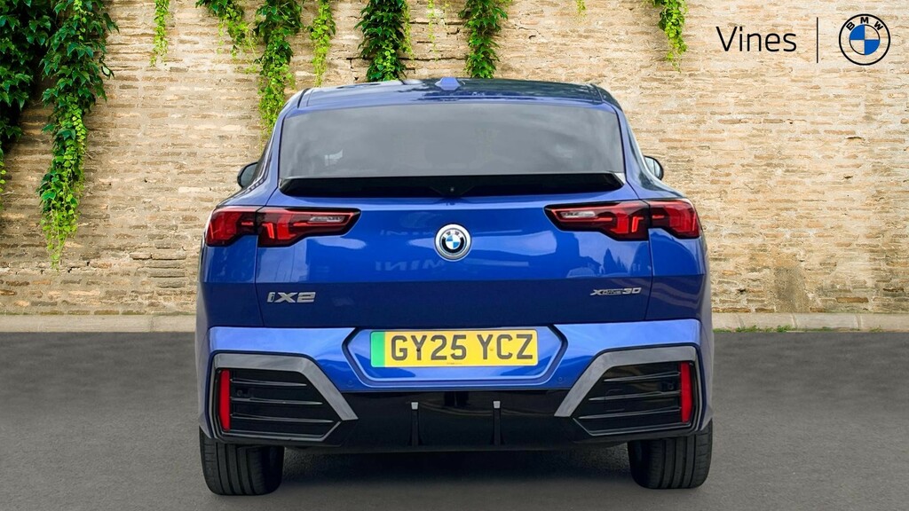 BMW iX2 M Sport Red #15