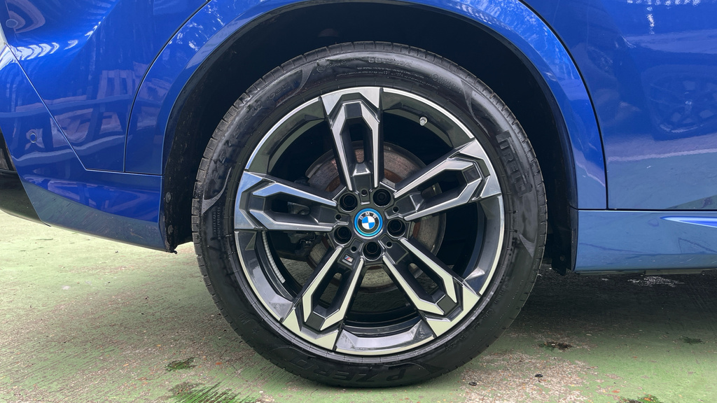BMW iX2 M Sport Red #14