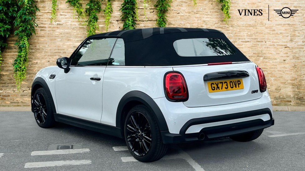 Mini Convertible Convertible Cooper Exclusive White #2