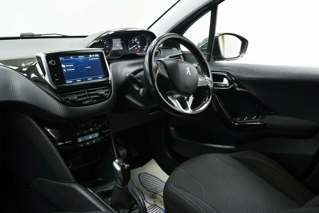 Peugeot 208 1.2 Puretech 110 Tech Edition Eat6 White #6
