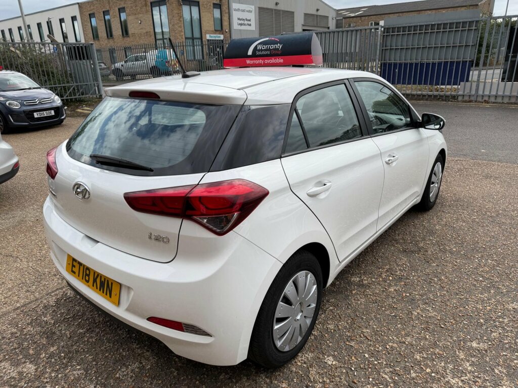 Hyundai I20 1.2 S Air Euro 6 White #6