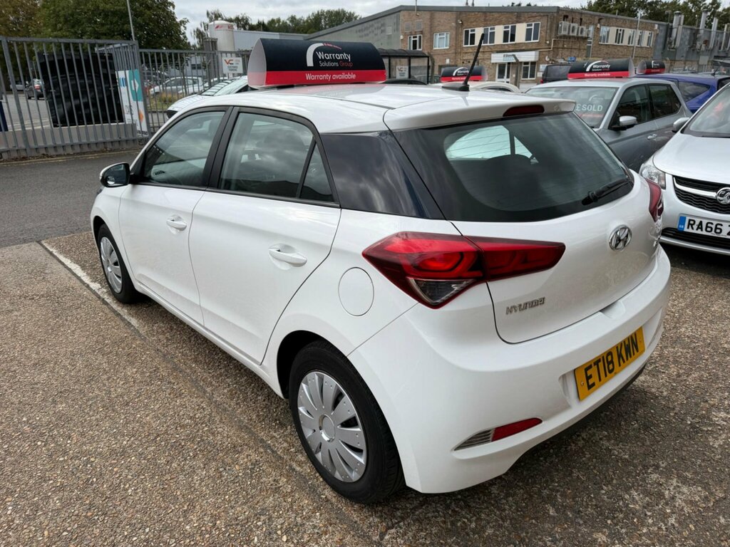 Hyundai I20 1.2 S Air Euro 6 White #4