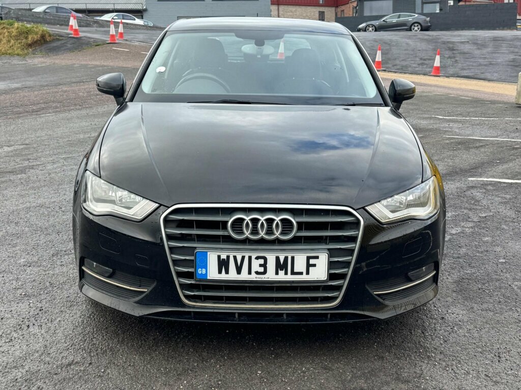 Audi A3 1.6 Tdi Se Euro 5 Ss Black #3