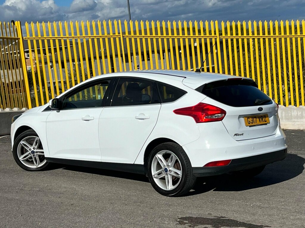 Ford Focus 1.5 Tdci Titanium Euro 6 Ss White #2