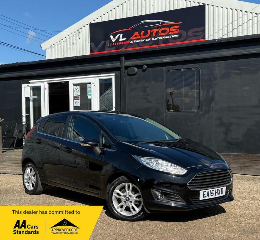 Ford Fiesta 1.0T Ecoboost Zetec Powershift Euro 6 Black
