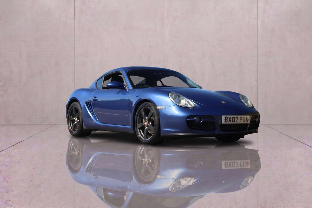 Porsche Cayman -- 