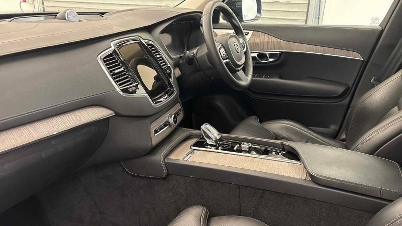Volvo XC90 B5 Awd Mild Hybrid Ultimate Dark Blue #4