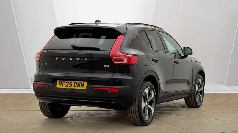 Volvo XC40 B3 Mild Hybrid Plus Dark Black #3