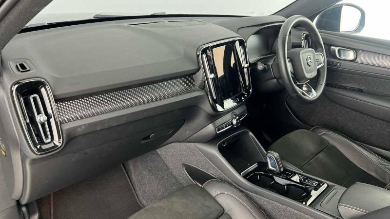 Volvo XC40 B4 Mild Hybrid R-design Pro Blue #6