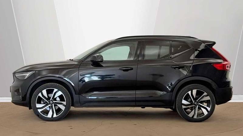 Volvo XC40 B3 Mild Hybrid Ultra Dark Black #6