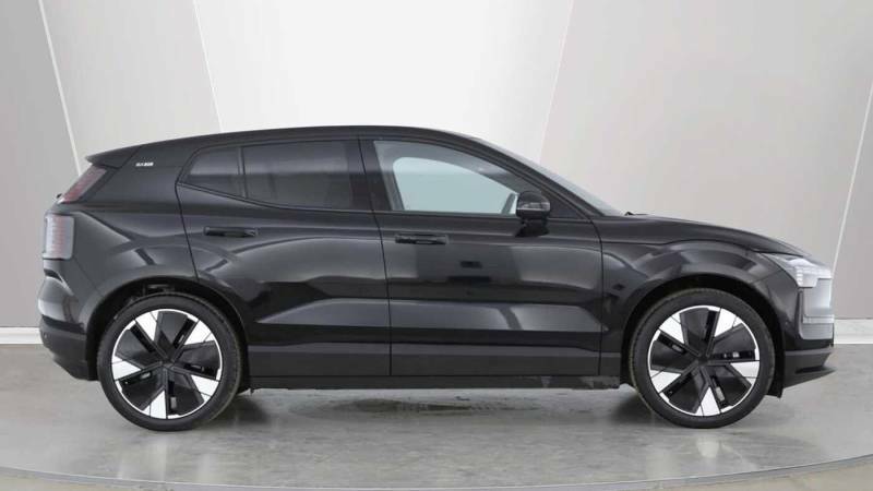 Volvo EX30 Single Motor Extended Range Ultra - 2024 Black #6