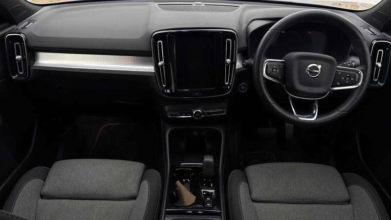 Volvo XC40 B3 Mild Hybrid Plus Dark - 2023 23 Blue #4