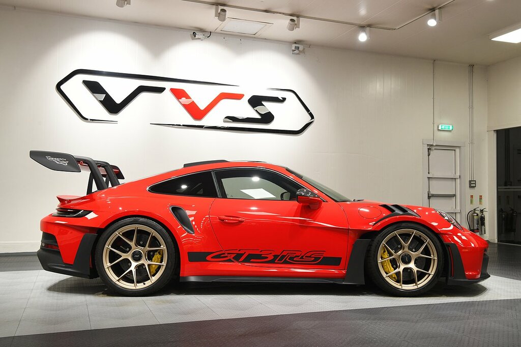 Porsche 911 992 Gt3 Rs Red