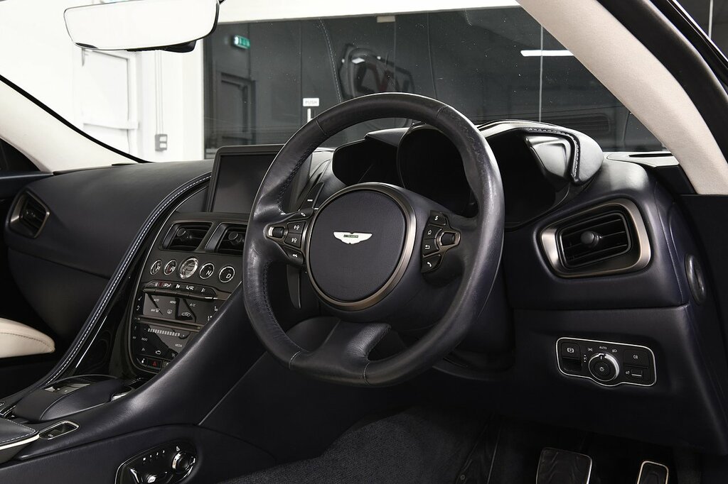 Aston Martin DBS V12 Biturbo Superleggera Blue #5