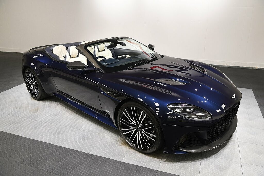 Aston Martin DBS 5.2 V12 Biturbo Superleggera Coupe Silver #24