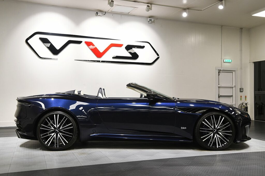 Aston Martin DBS V12 Biturbo Superleggera Blue #2