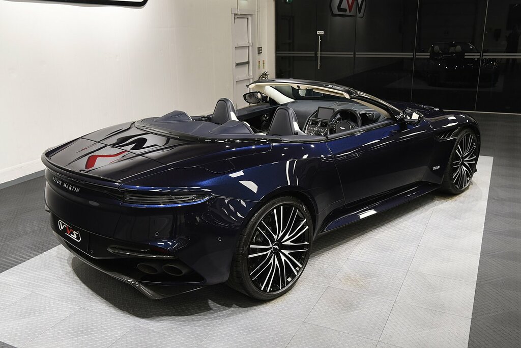 Aston Martin DBS 5.2 V12 Biturbo Superleggera Coupe Silver #25