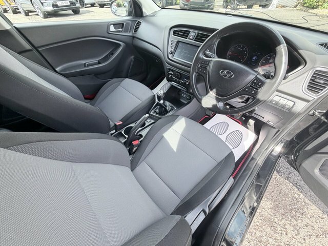 Hyundai I20 Se Launch Edition Hatchback EK68AVJ Black #2