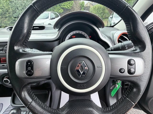 Renault Twingo 0.9 Tce Iconic Start Stop Black #14