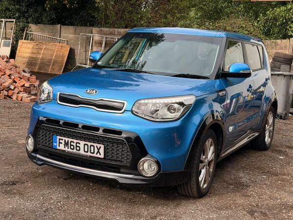 Kia Soul 1.6 Crdi Urban Dct Euro 6 Blue #3