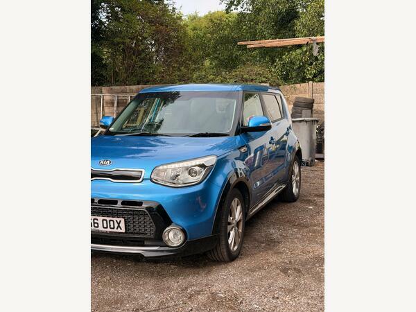 Kia Soul Ev White #12