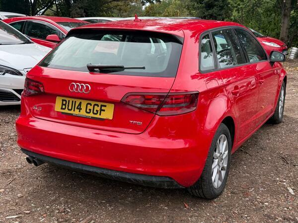 Audi A3 1.4 Tfsi Cod Se Sportback Euro 6 Ss Red #3