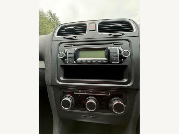 Volkswagen Golf 1.6 Tdi 105 Bluemotion Tech Match Red #25