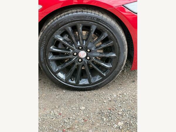 Jaguar XE 2.0L R-sport 178 Bhp Black #34