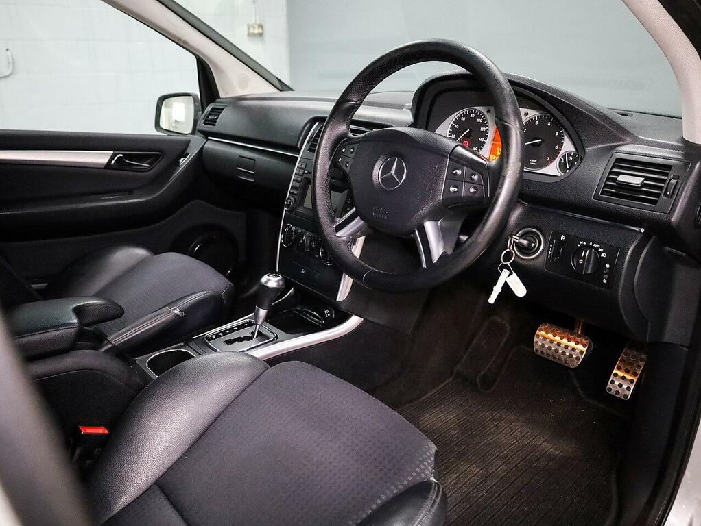 Mercedes-Benz B Class Sport Black #3