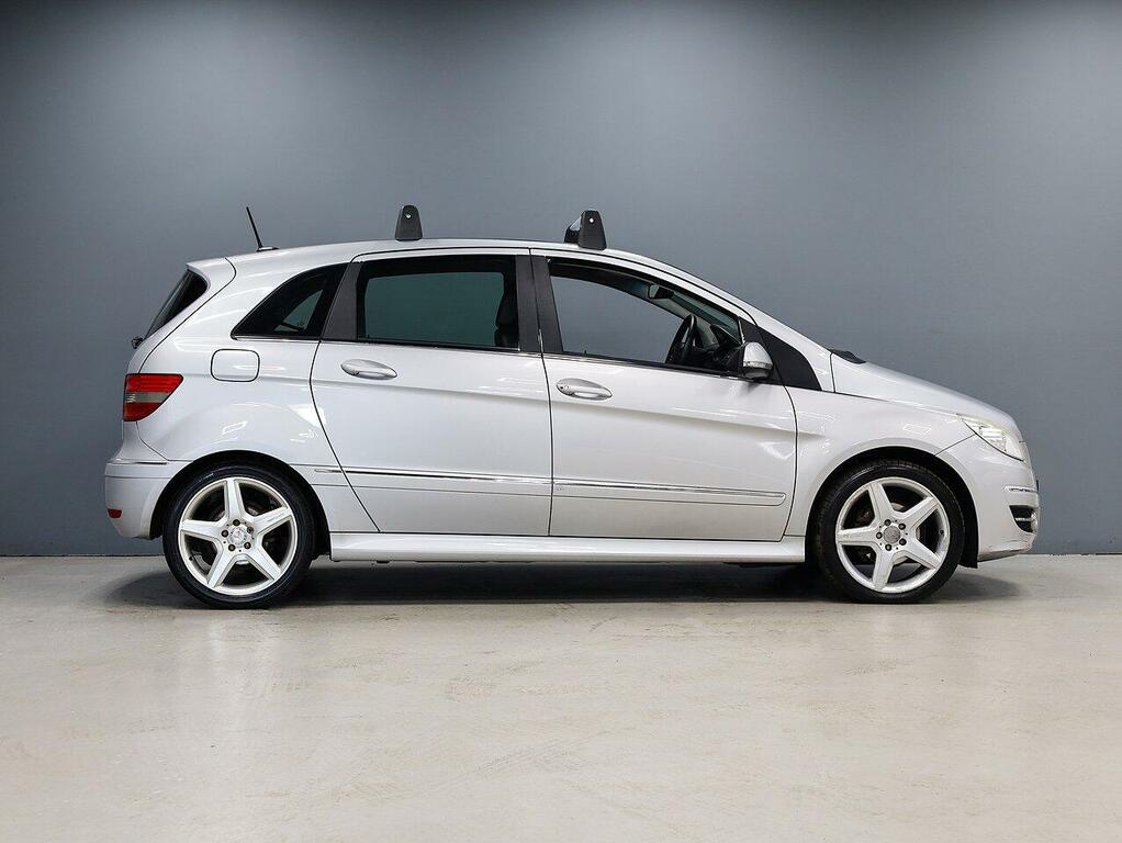 Mercedes-Benz B Class Sport Black #10
