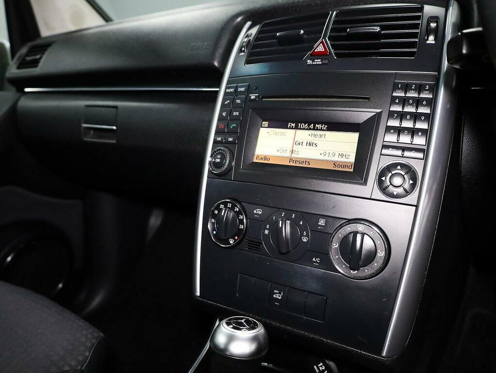 Mercedes-Benz B Class Sport Black #4