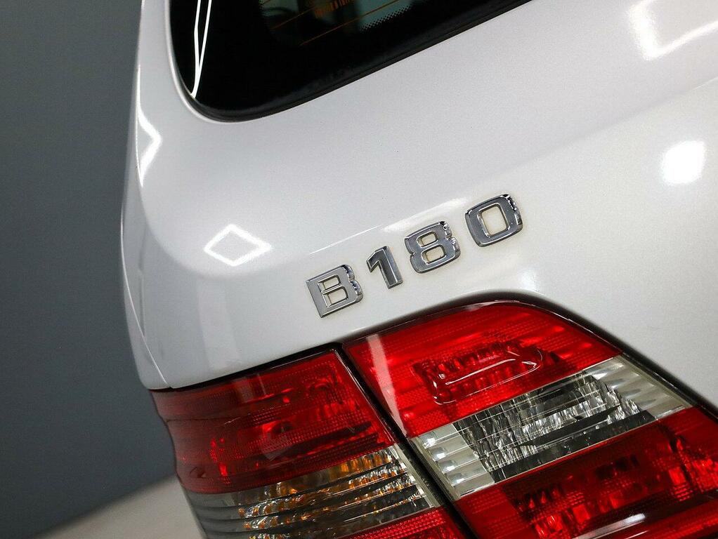 Mercedes-Benz B Class Sport Black #25