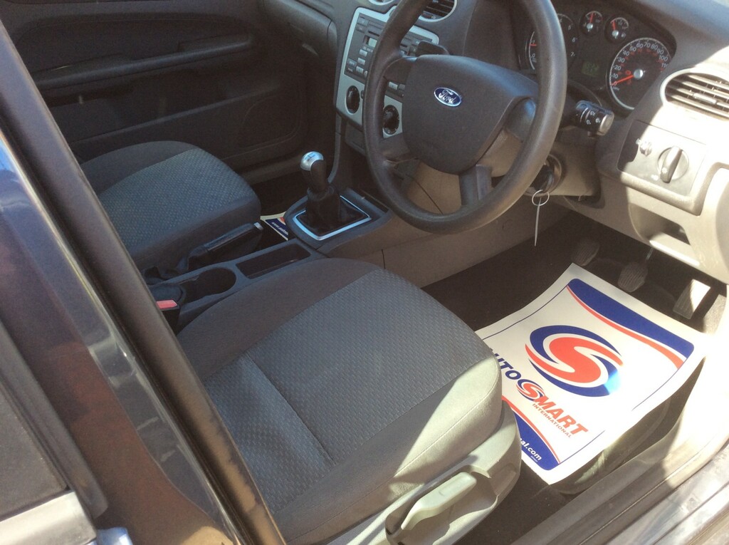 Ford Focus 1.6 LX 2006 NG06XSY Grey #5