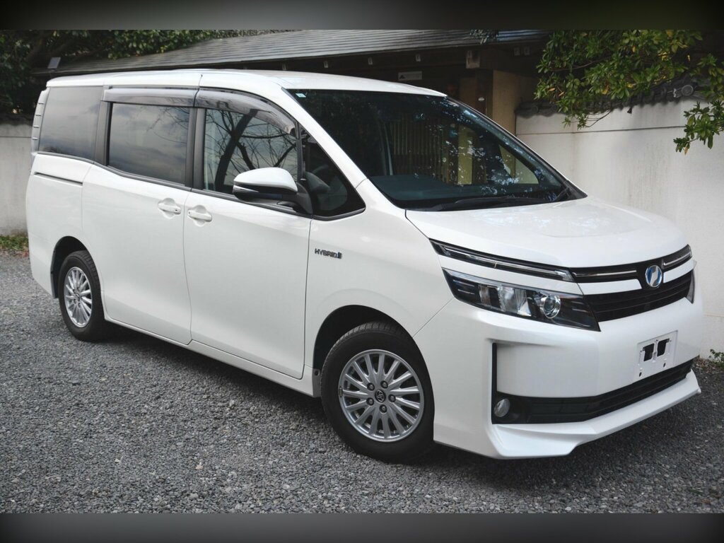 Toyota Voxy 1.8 Hybrid V Edition - Service History White #3