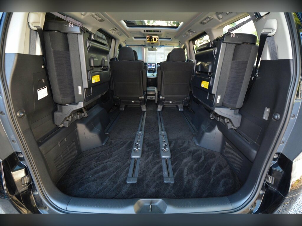Toyota Vellfire 2.4 Mpv Executive 7-Seater #41