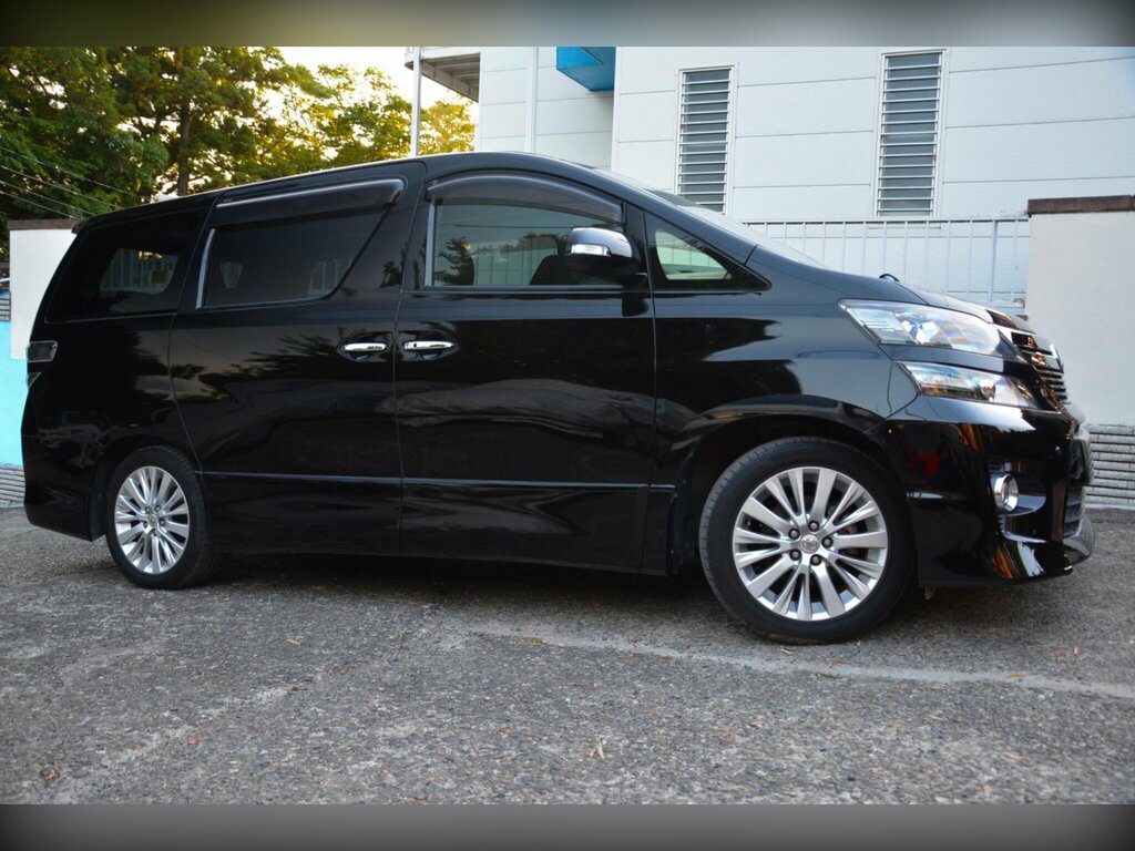 Toyota Vellfire 2.4 Z - Twin Sunroof - Seven Seater Black #5