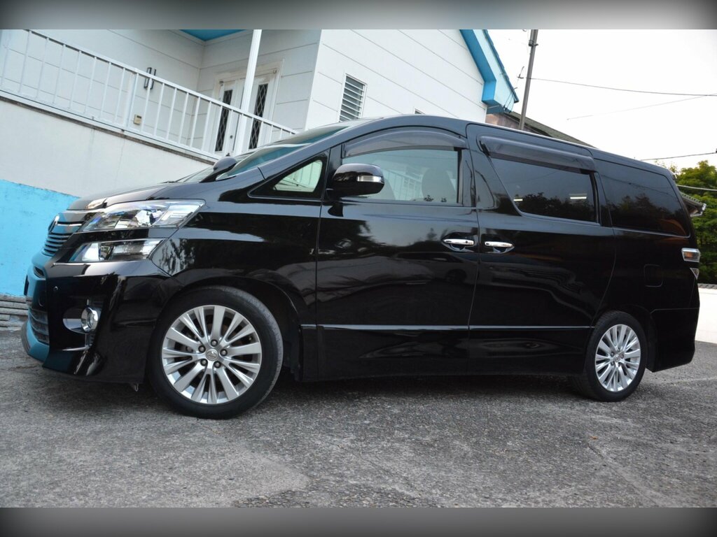 Toyota Vellfire 2.4 Mpv Executive 7-Seater #11
