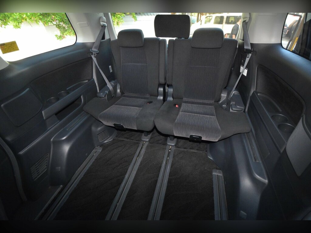 Toyota Vellfire 2.4 Mpv Executive 7-Seater #38