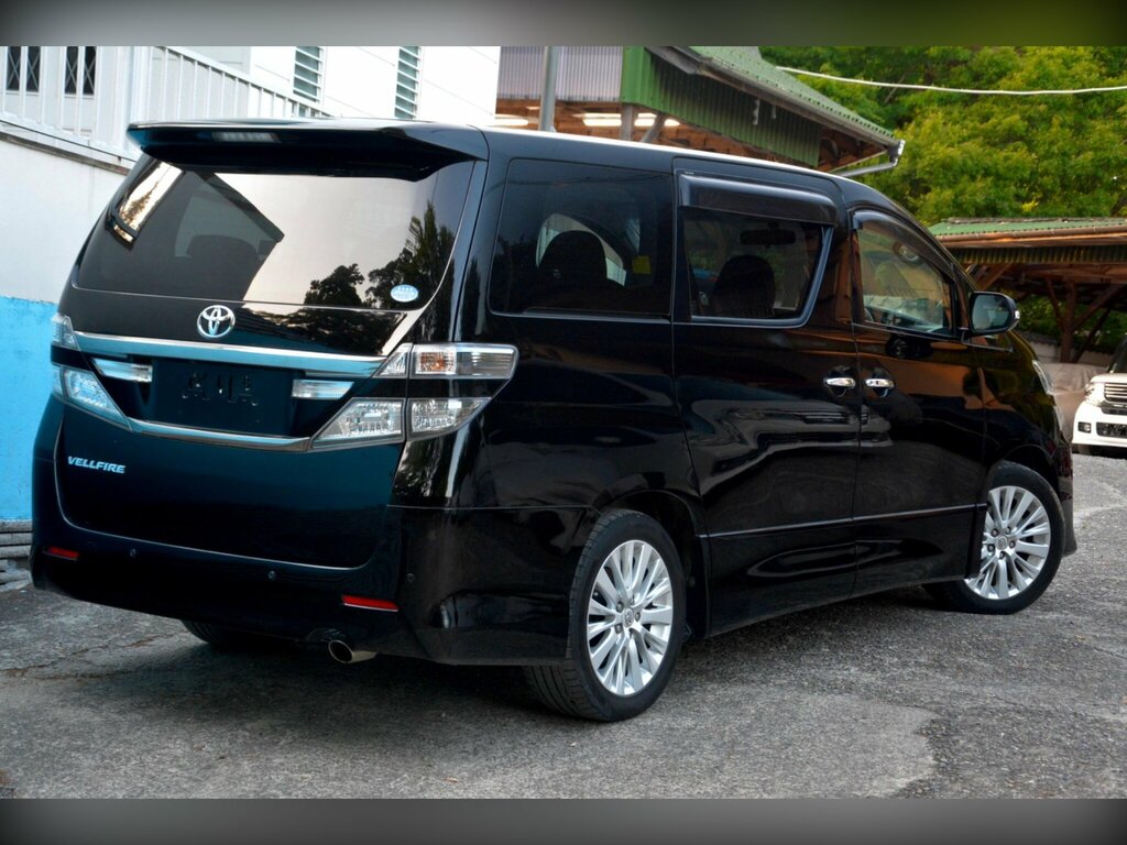 Toyota Vellfire 2.4 Mpv Executive 7-Seater #13