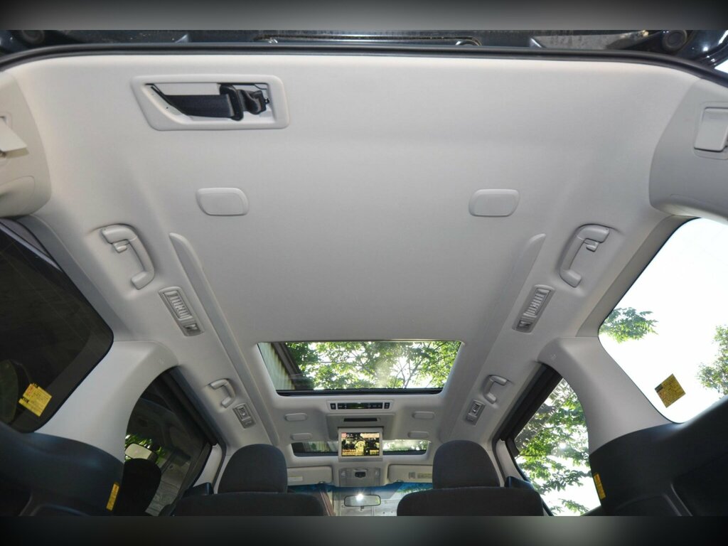 Toyota Vellfire 2.4 Mpv Executive 7-Seater #42