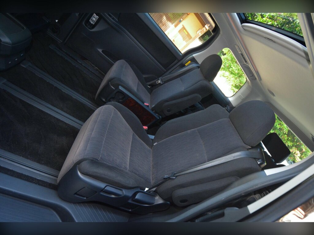 Toyota Vellfire 2.4 Mpv Executive 7-Seater #36