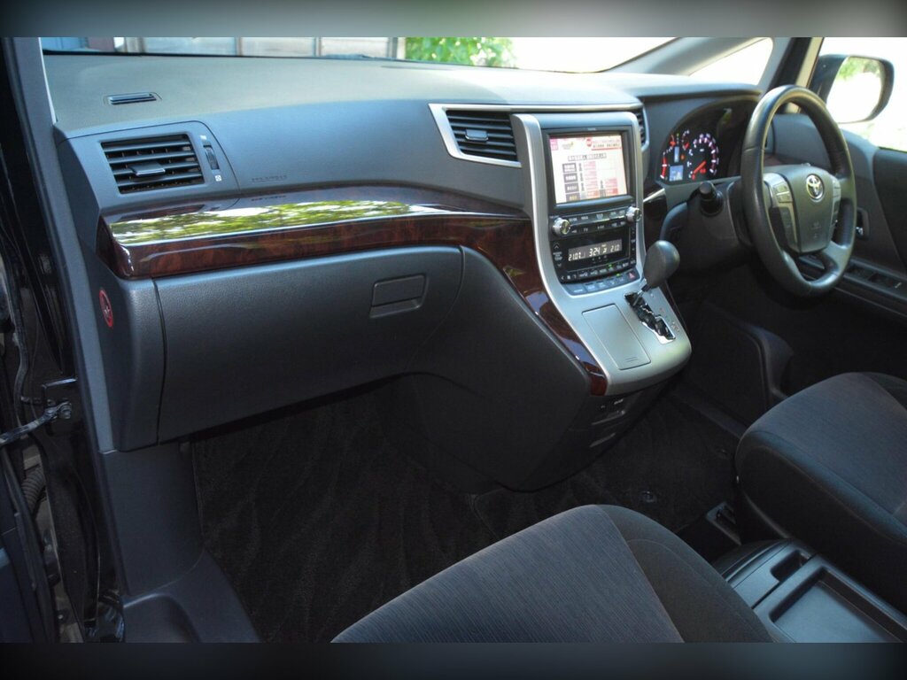 Toyota Vellfire 2.4 Mpv Executive 7-Seater #25
