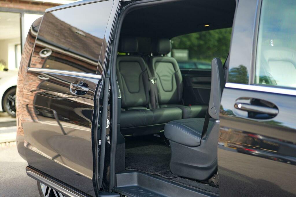 Mercedes-Benz V Class 2L Amg Line Grey #35