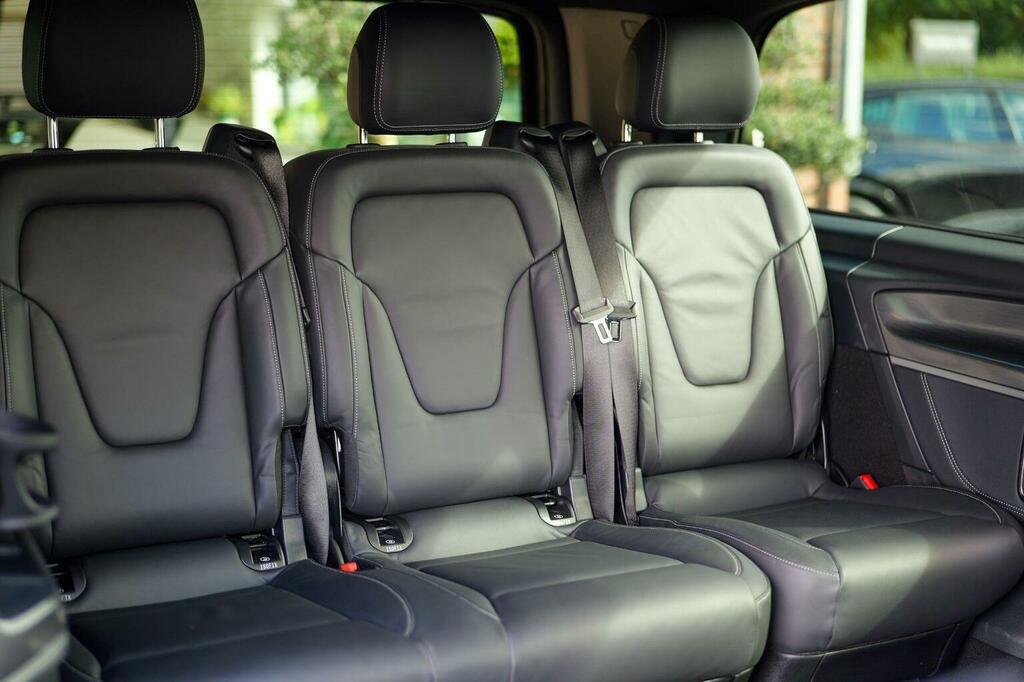 Mercedes-Benz V Class 2L Amg Line Grey #30