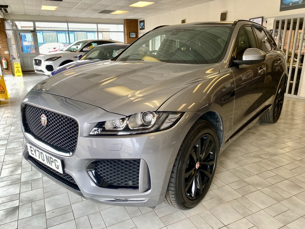Jaguar F-Pace Estate 2.0 Chequered Flag Awd EY70NPG Grey #4