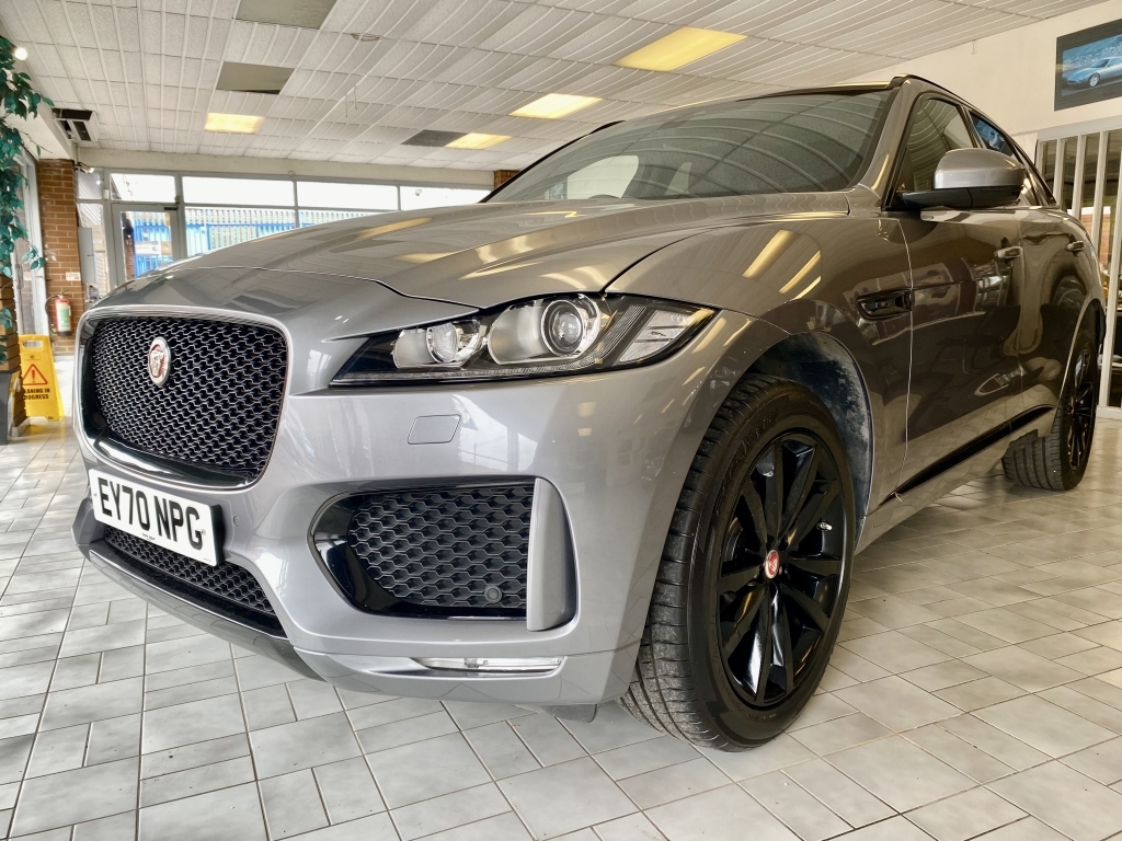 Jaguar F-Pace Estate 2.0 Chequered Flag Awd Grey